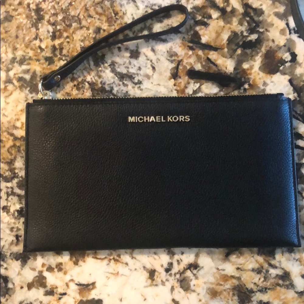 Wristlet - Picture 1 of 1